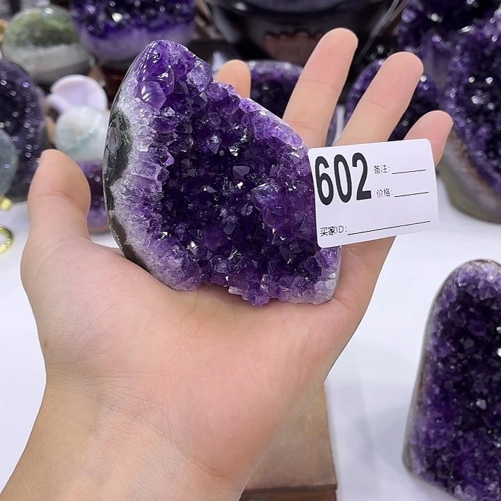 水晶未镶嵌大型摆件（非配饰）