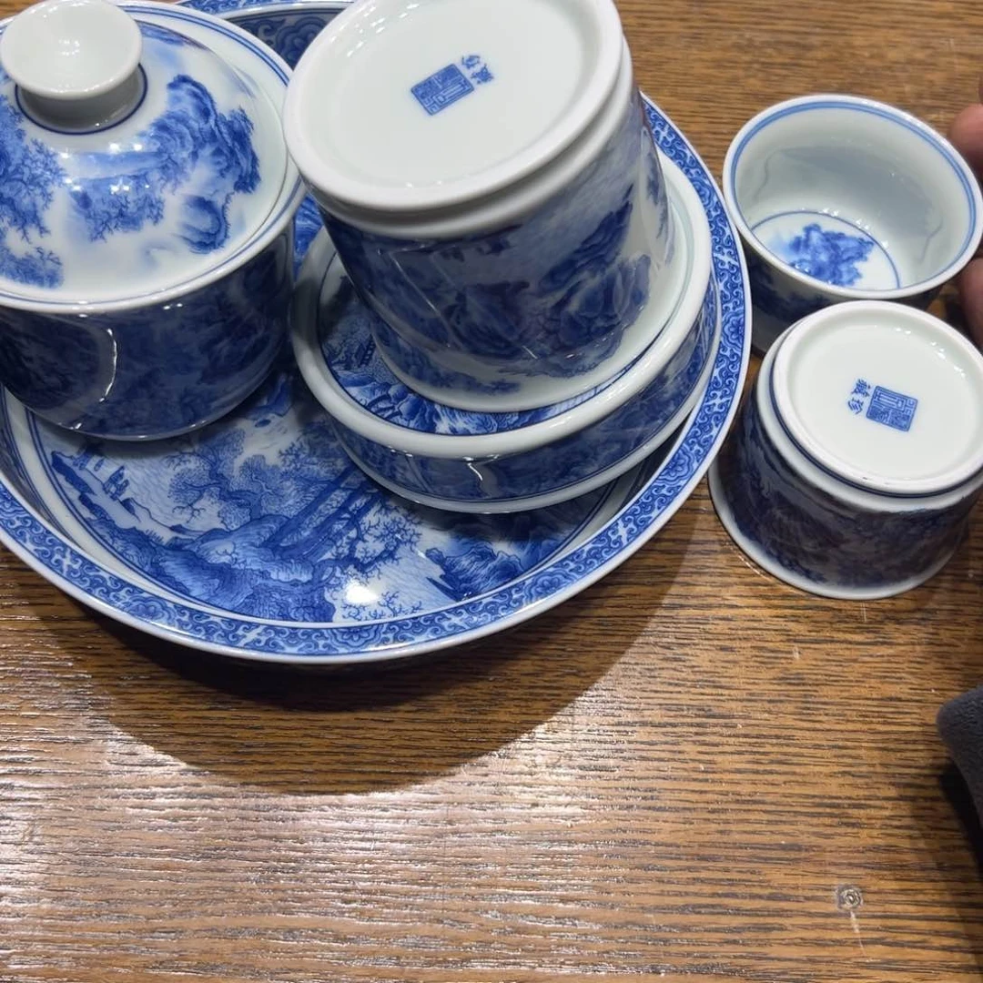 b****。景德镇瓷器精品展示活动是