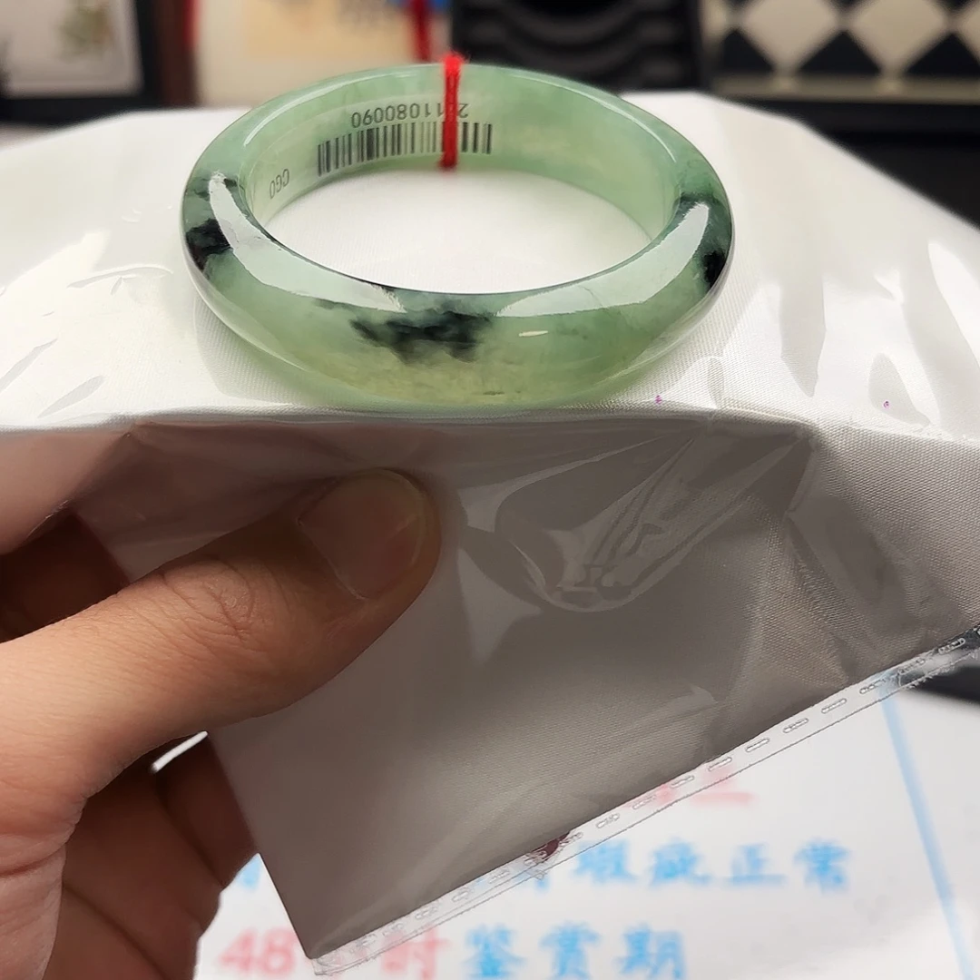 翡翠未镶嵌手镯50 129