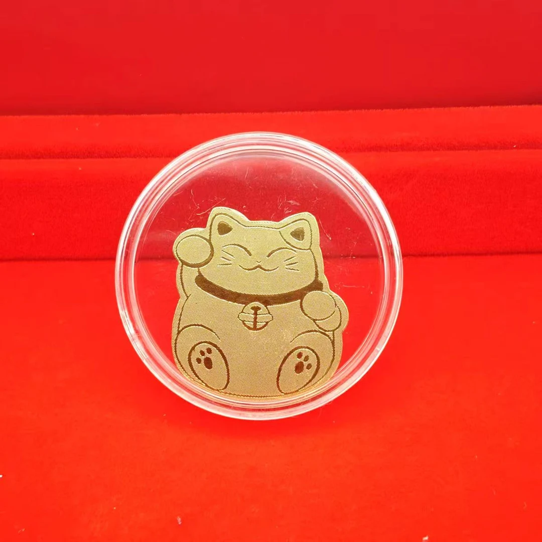 表面含金着财猫手机贴