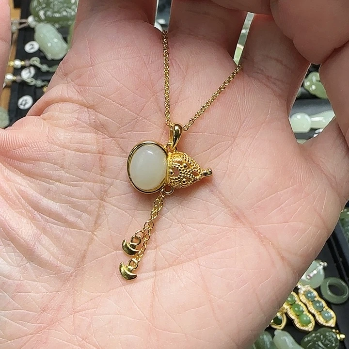 颈饰银S925镶嵌和田玉