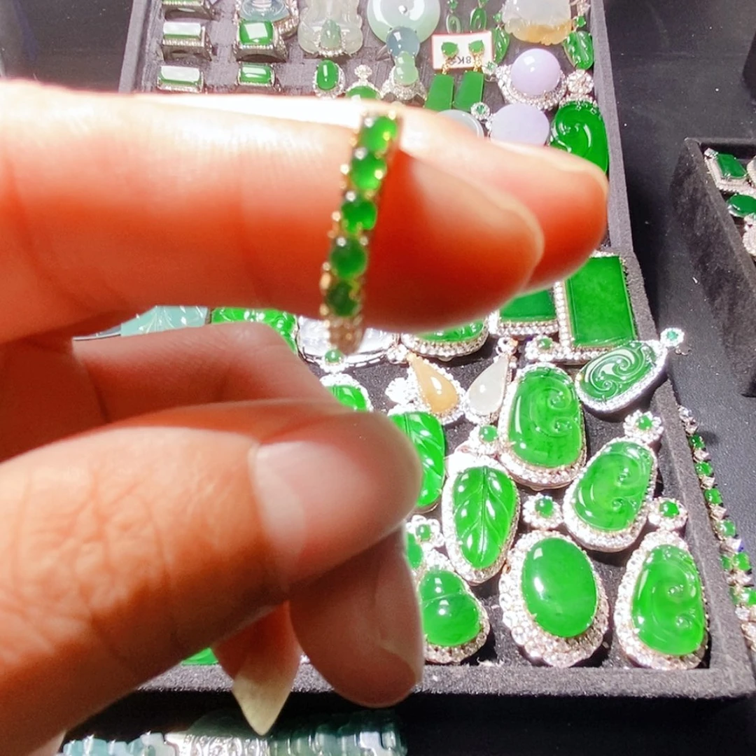 翡翠未镶嵌戒指A货翡翠5