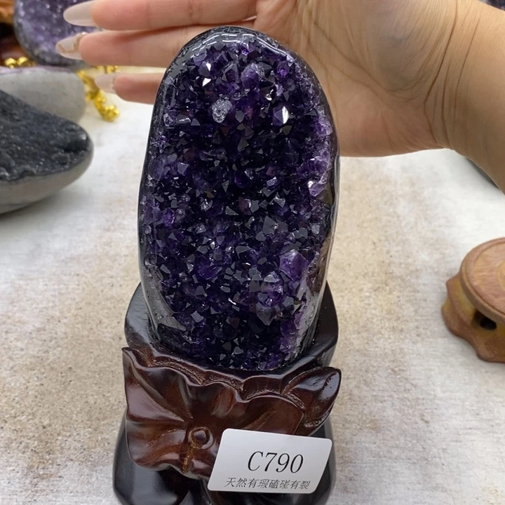 水晶大型摆件（非配饰）未镶嵌