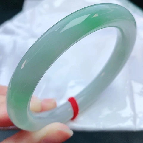 未镶嵌手镯翡翠55圆条882022