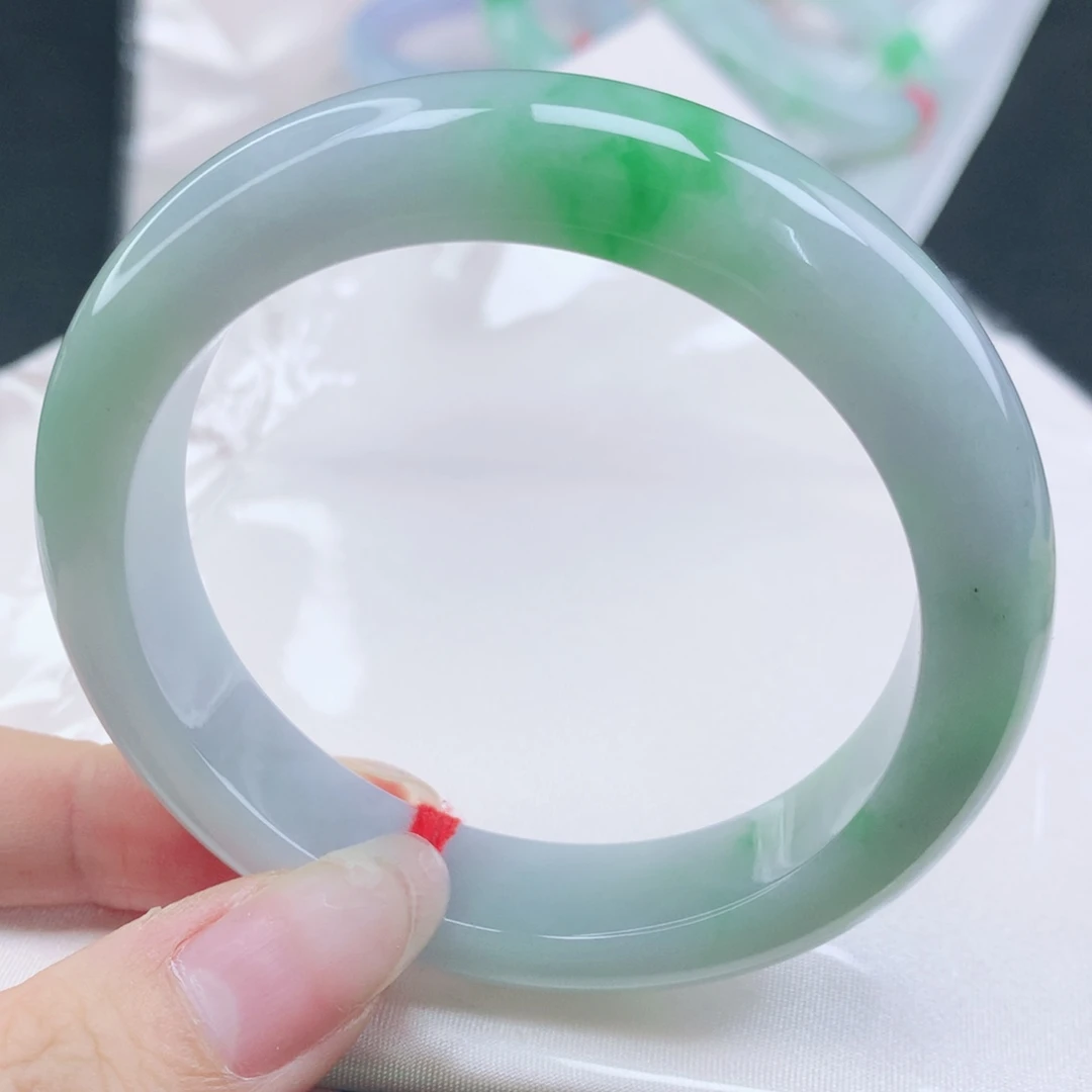 翡翠未镶嵌手镯缅甸55.7牛奶底飘阳绿正圈