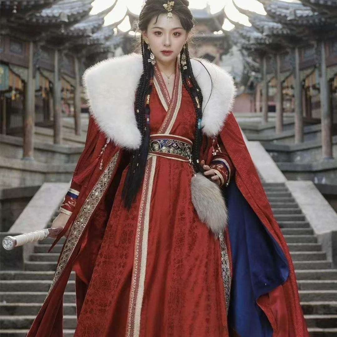 【大王姬】汉服女秋冬季仙侠刺绣长衫加绒加厚斗篷套装