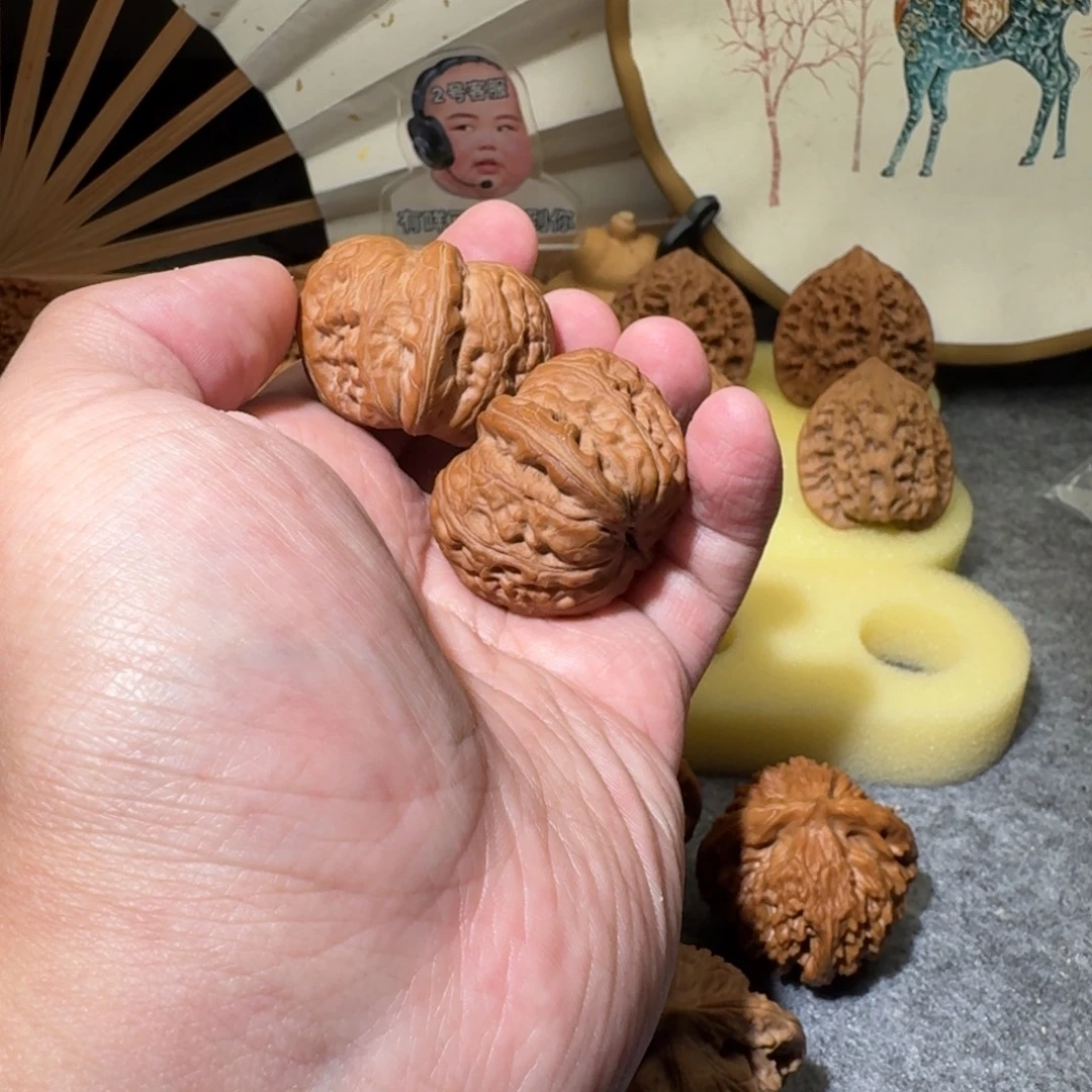 A***R吊坠文玩核桃40元宝