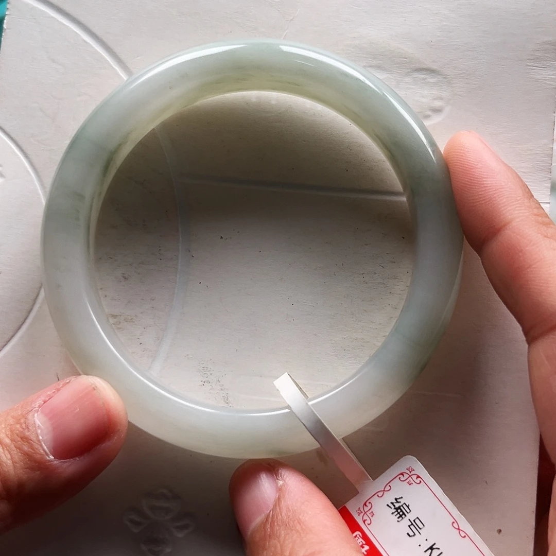 石英岩玉未镶嵌手镯KLS164