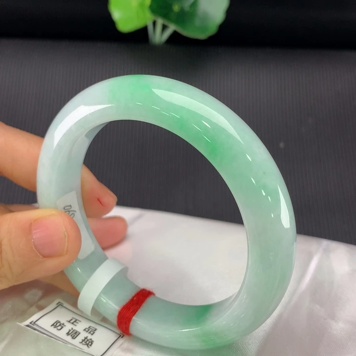 未镶嵌手镯翡翠正圈56