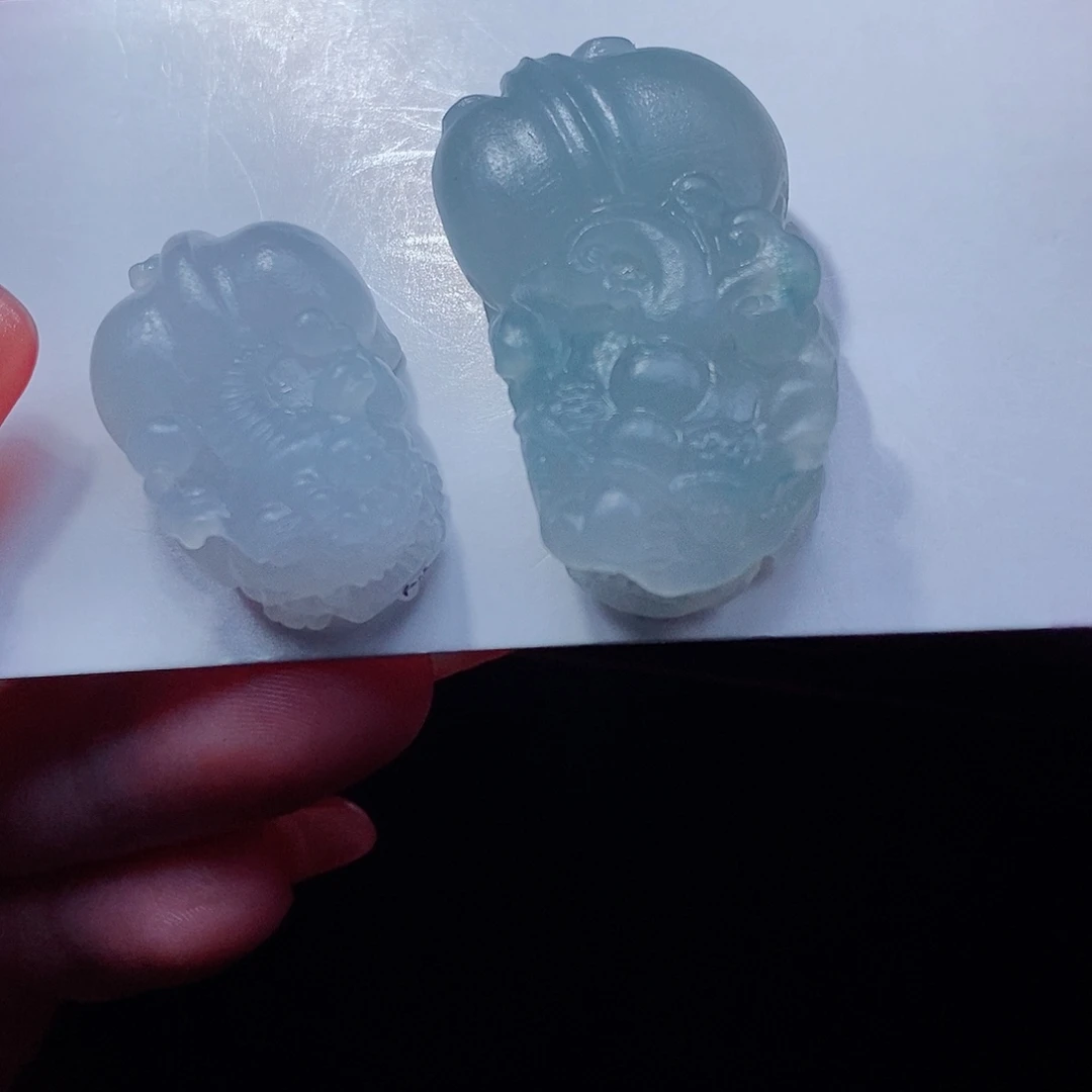 小***️定制翡翠未镶嵌翡翠