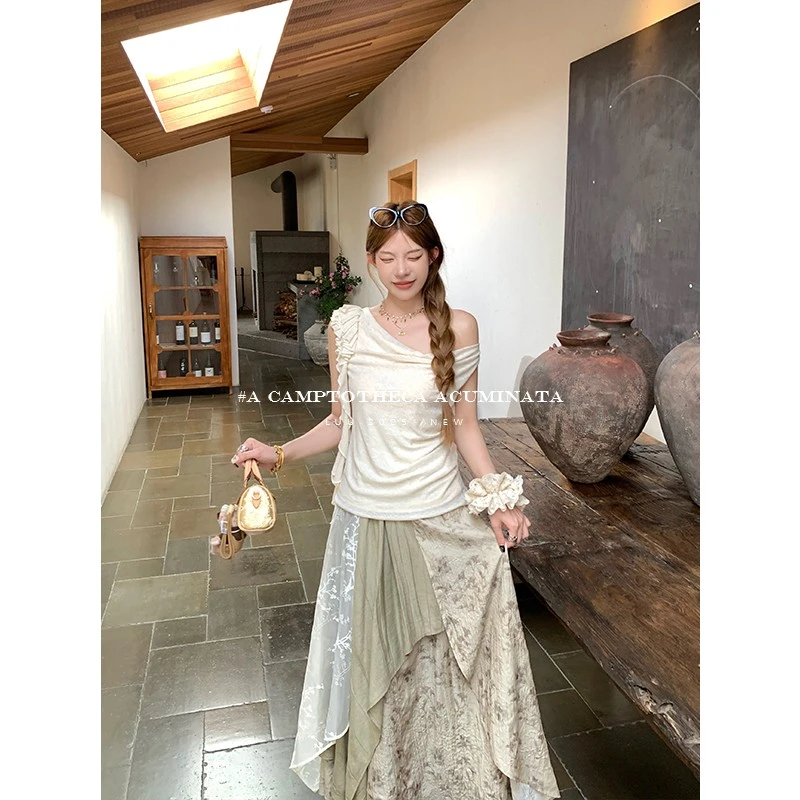 LUU桃喜儿/荡领无袖外穿背心女夏设计感短款小衫针织露肩小众上衣