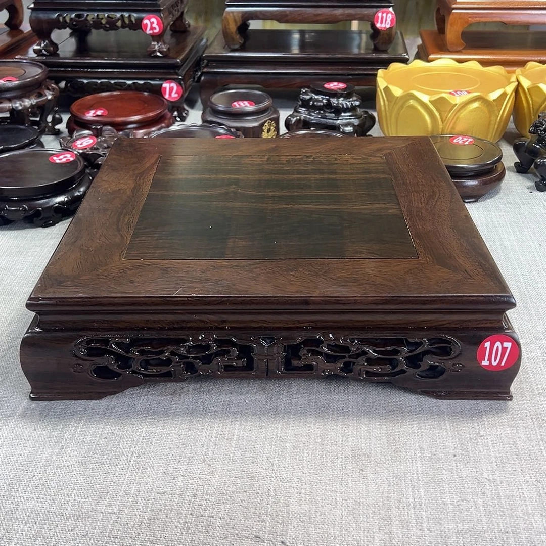 红木底座精雕工艺品