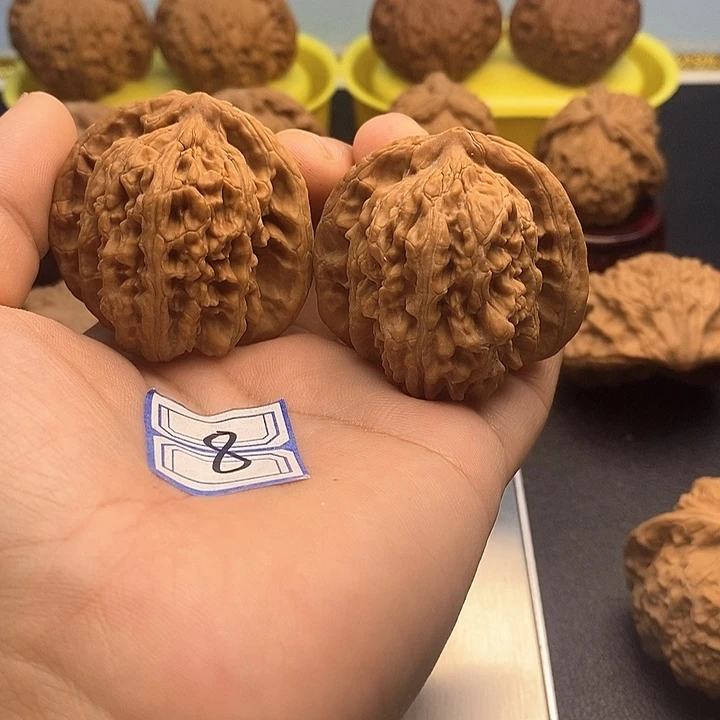 文玩核桃把件44四座楼