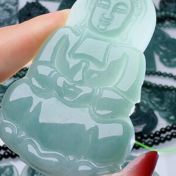 翡翠未镶嵌颈饰1111