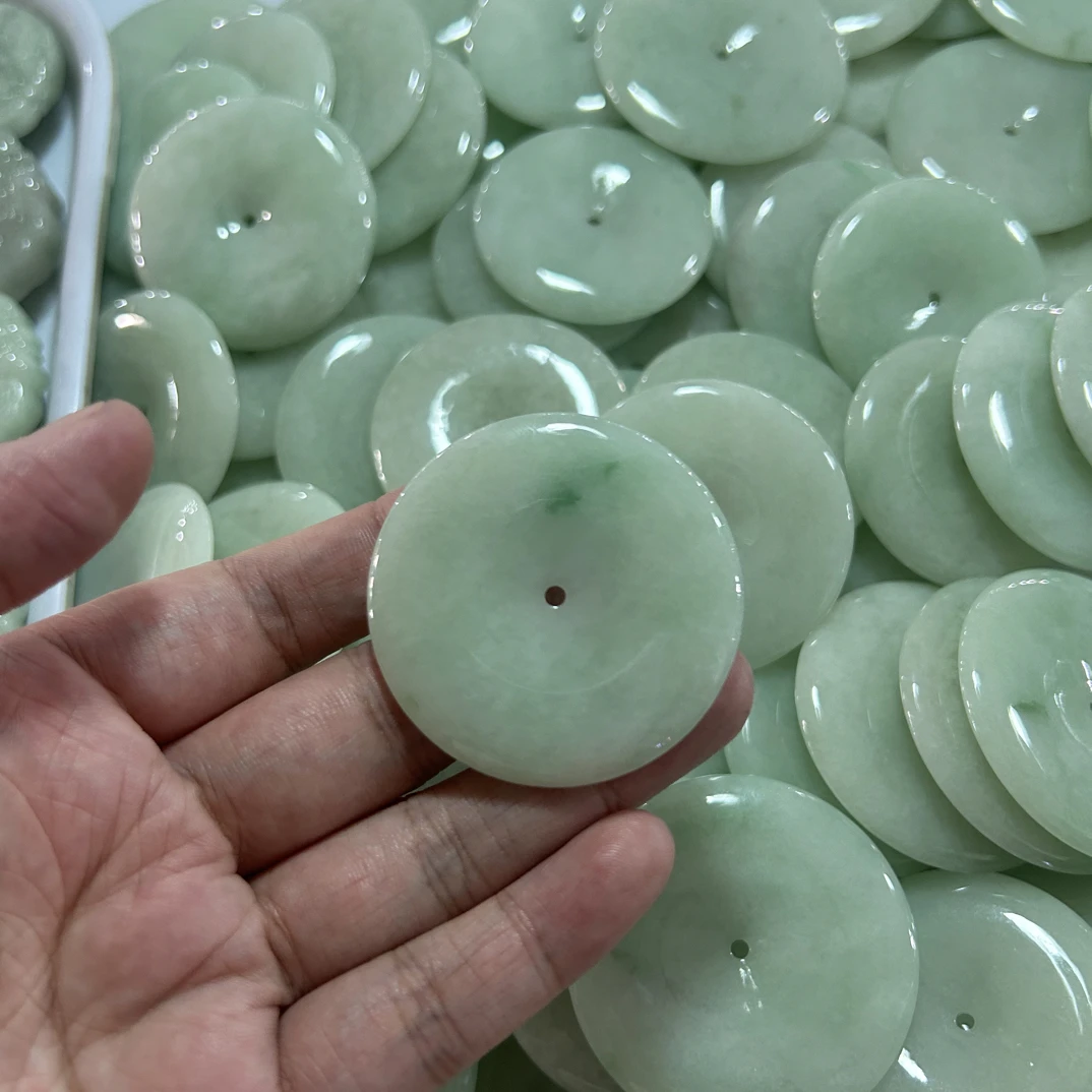 天然翡翠果绿色平安扣