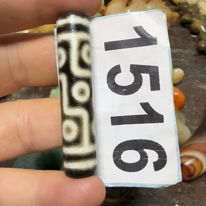 三***缘未镶嵌颈饰玛瑙/玉髓
