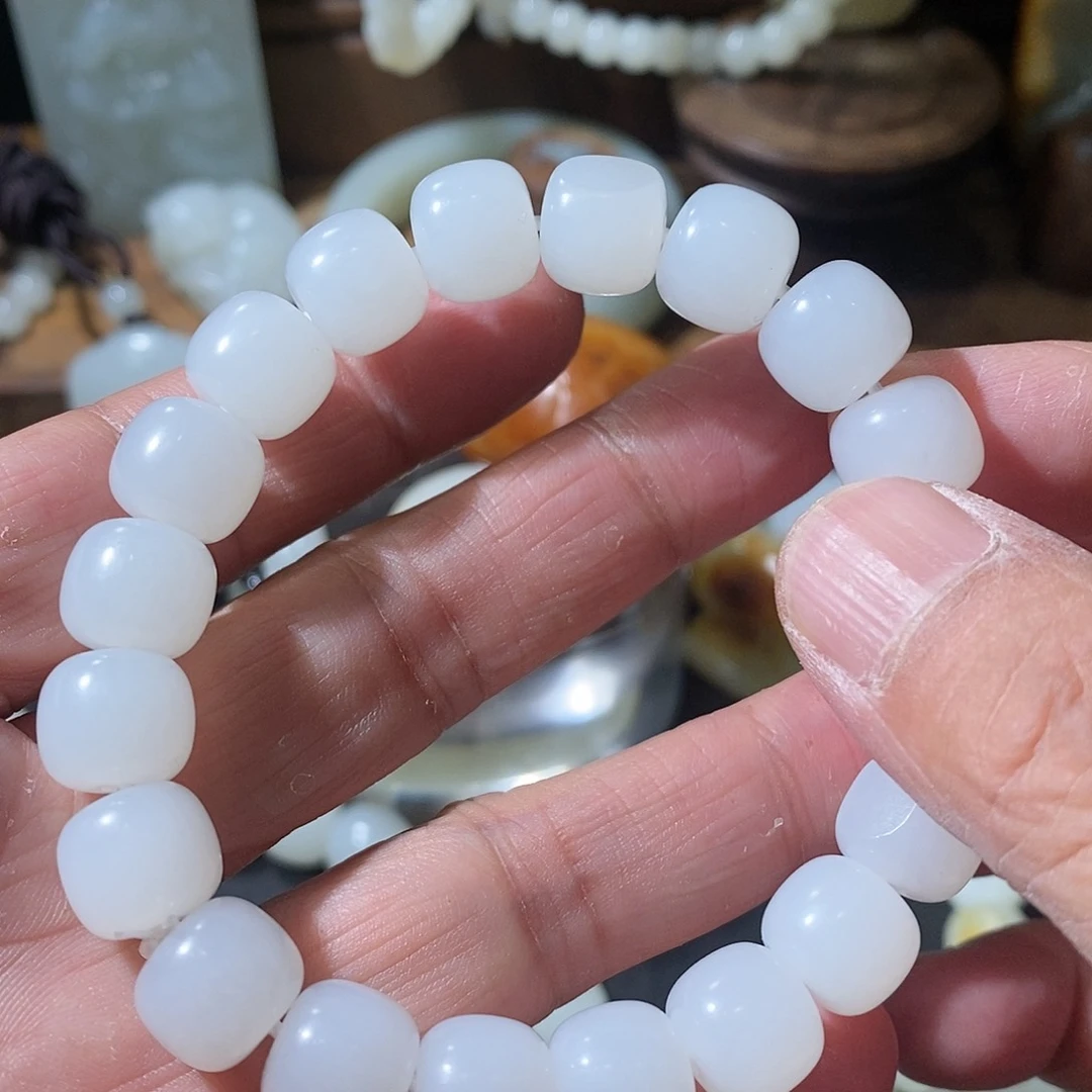 未镶嵌和田玉（白玉）车挂西*