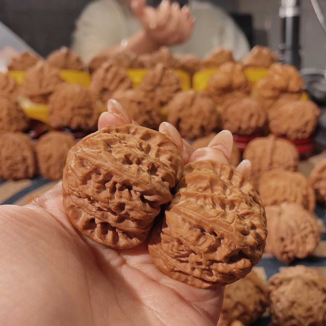 吊坠文玩核桃41三角白5