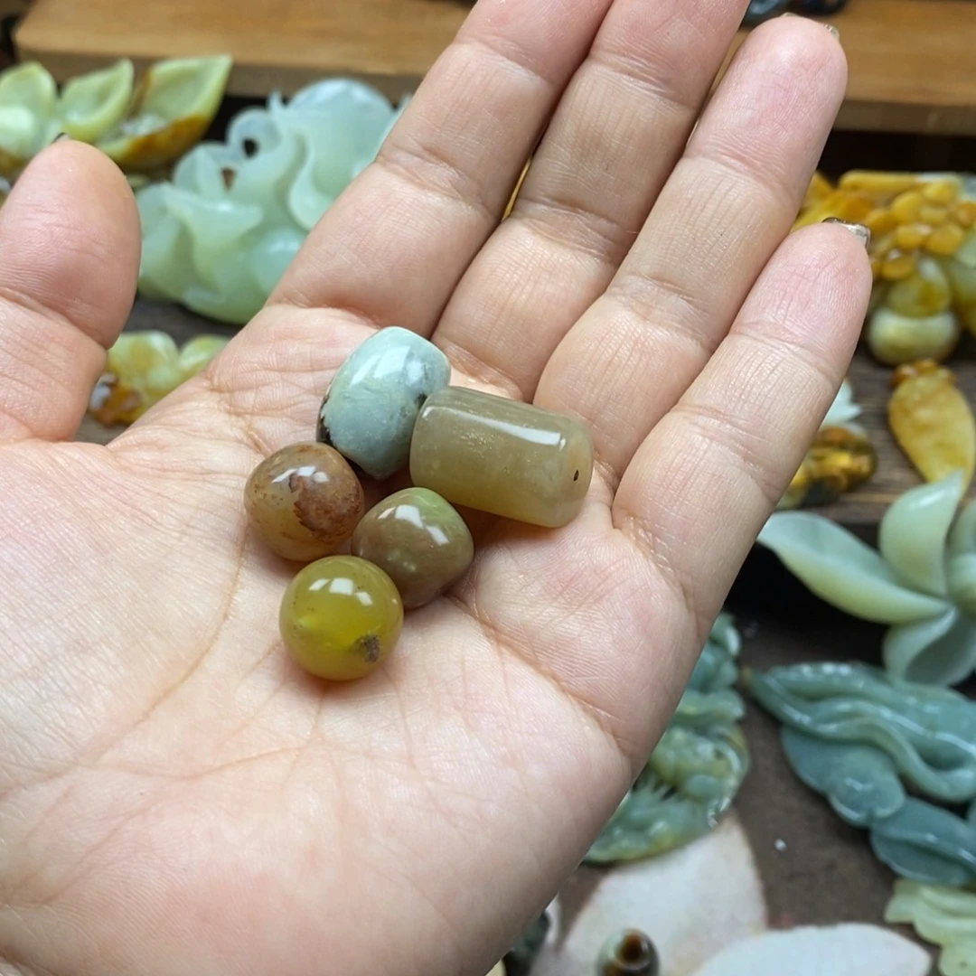 金***金岫玉未镶嵌吊坠(不含链)