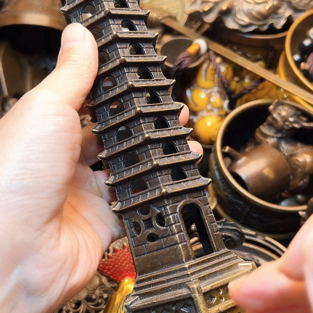 精美铜器工艺品等