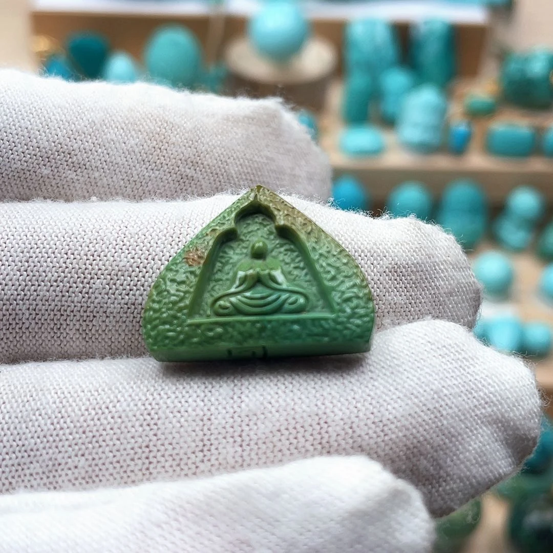 未镶嵌绿松石珠宝奇石