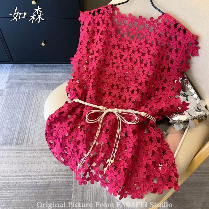 玫红色钩织镂空背心马甲女夏新款设计感外搭罩衫法式别致无袖上衣