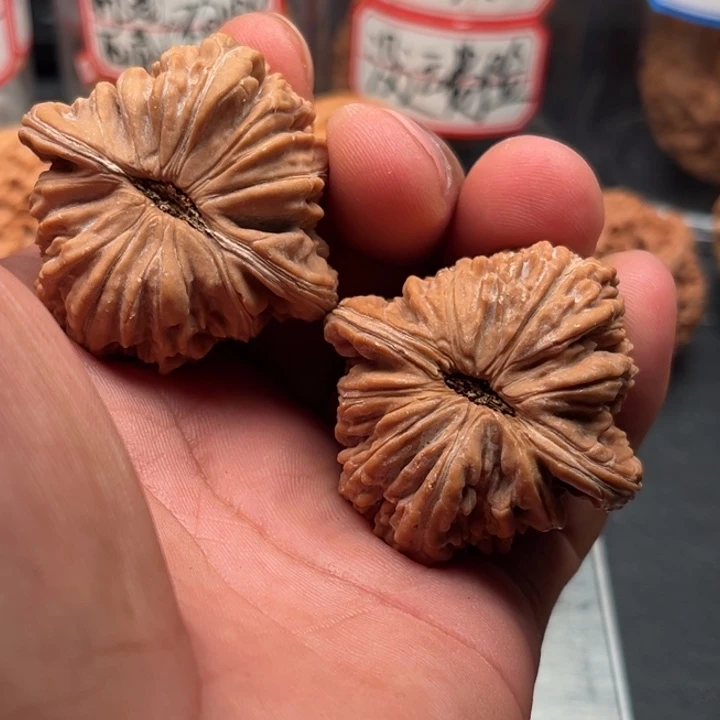 文玩核桃把件四座楼43