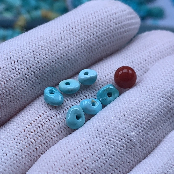 伊***人南红玛瑙未镶嵌珠宝奇石