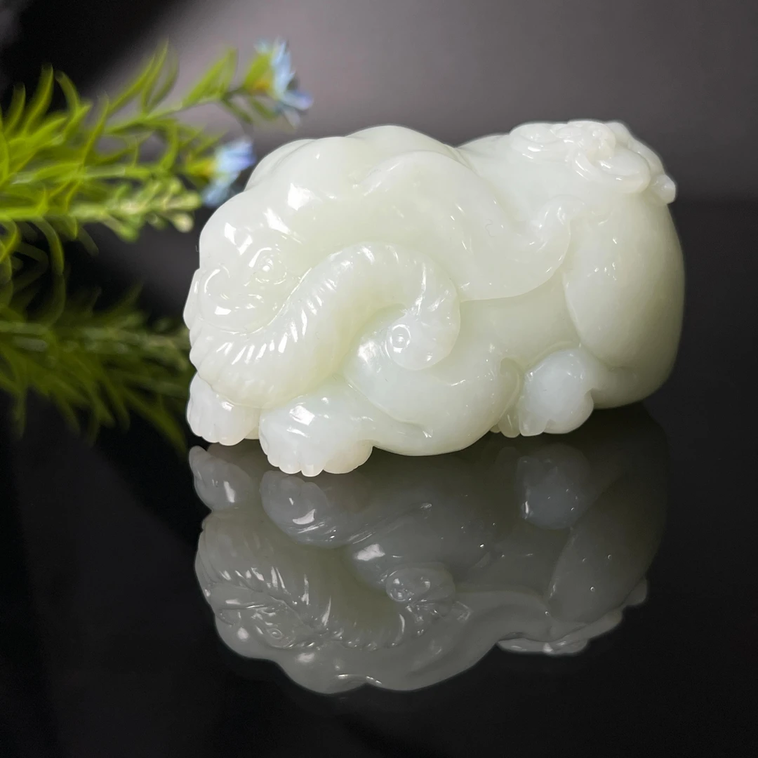 1215GC6658和田玉摆件