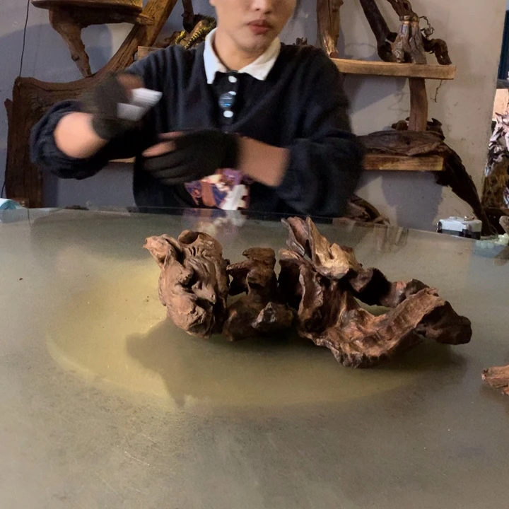 下***天天然的云南紫柚木会黄水