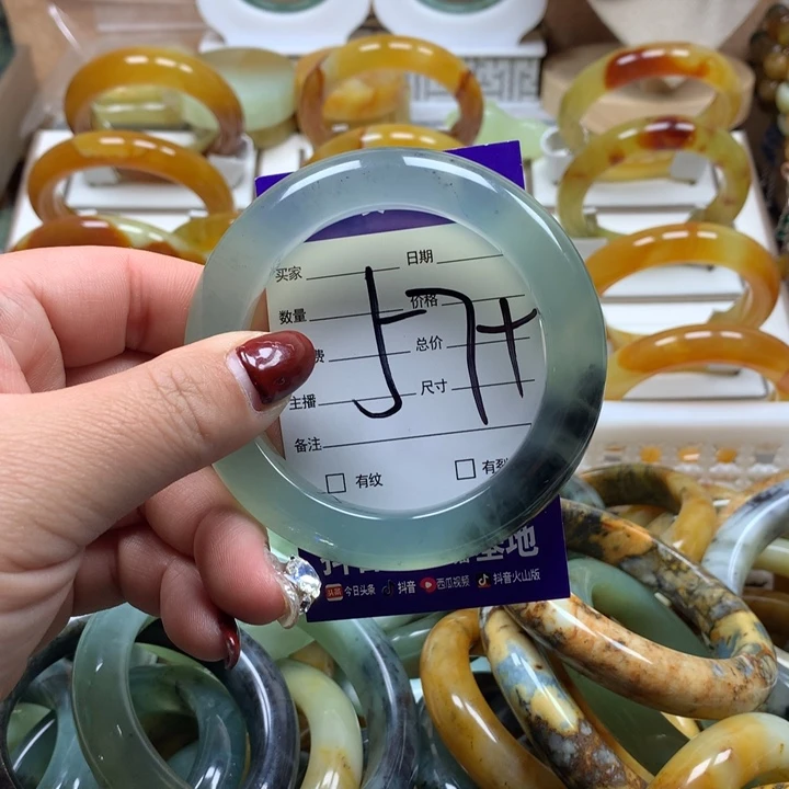 蛇纹石玉手镯未镶嵌A****王