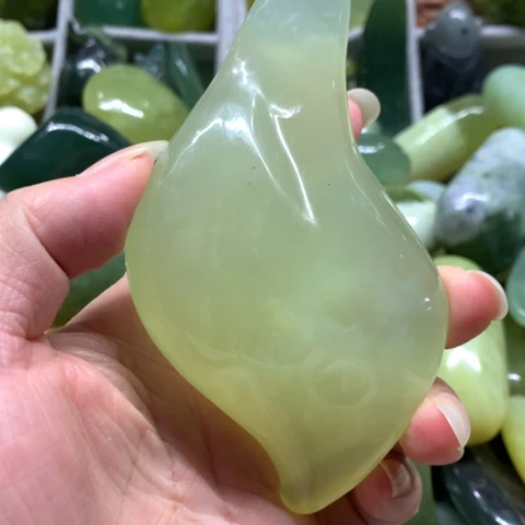 蛇纹石玉未镶嵌手把件