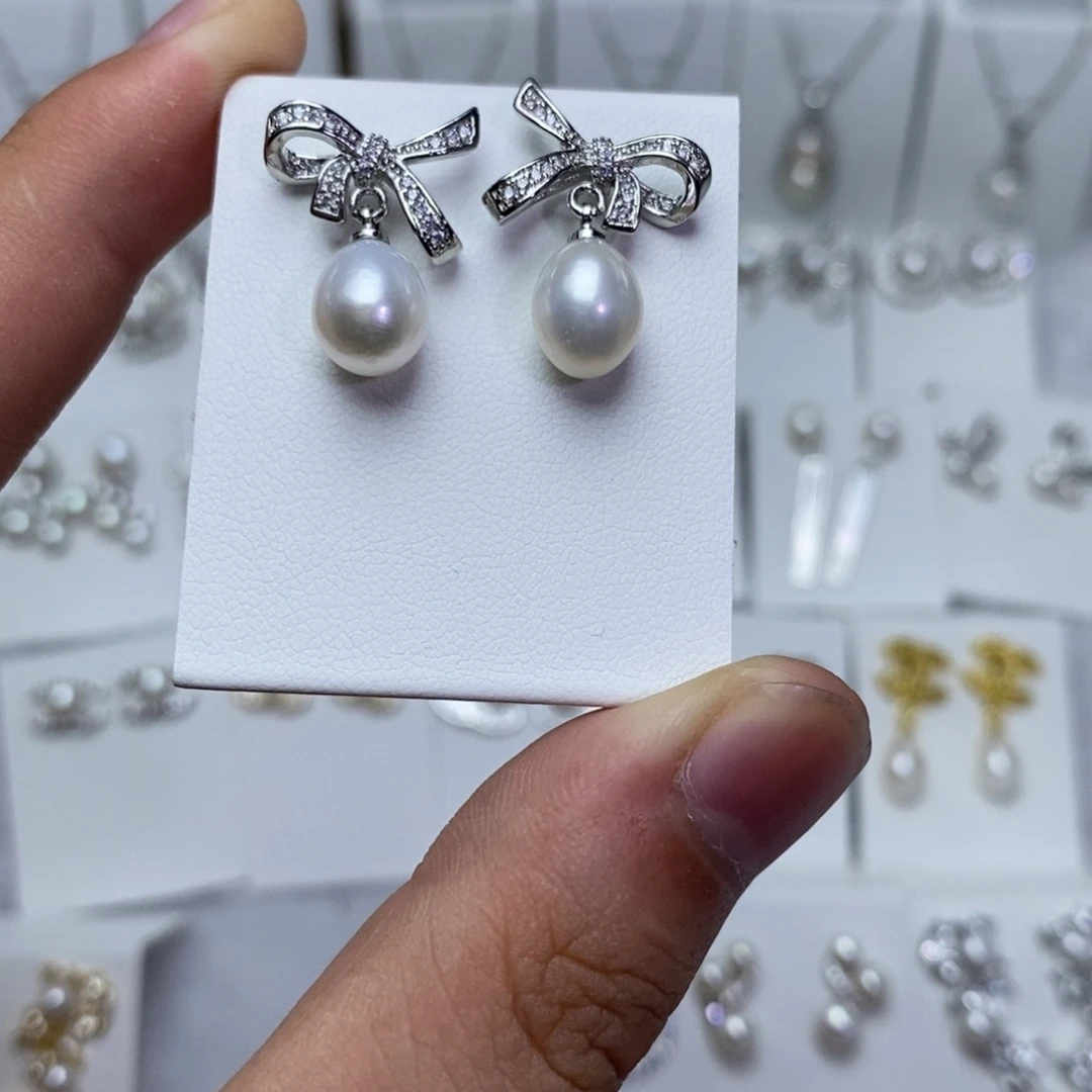 未镶嵌淡水珍珠耳饰