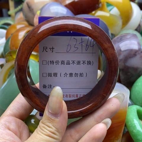 未镶嵌手镯石英质玉