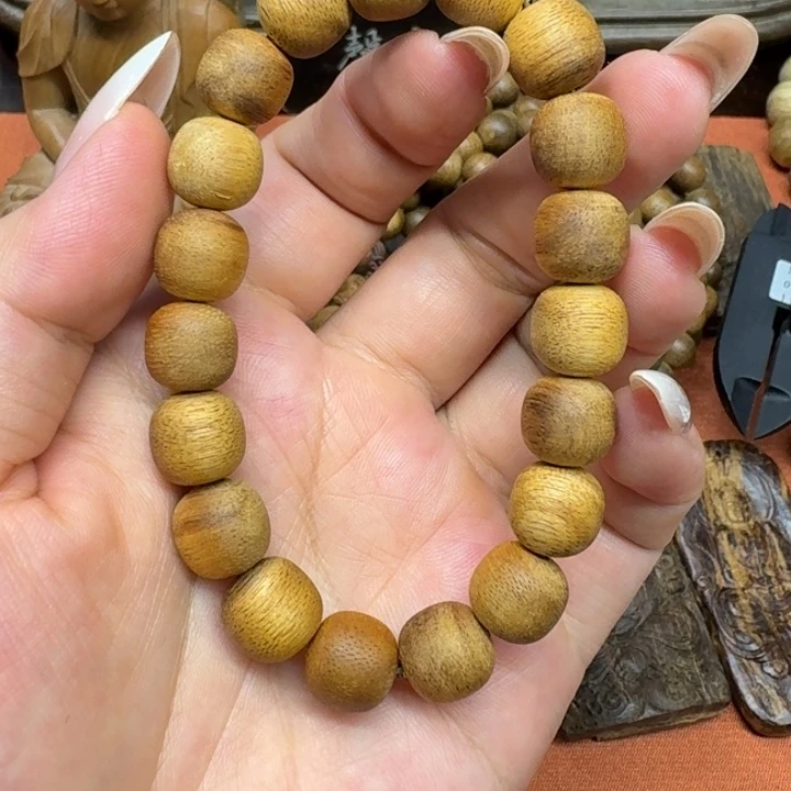 大叶紫檀（黑酸枝木类）