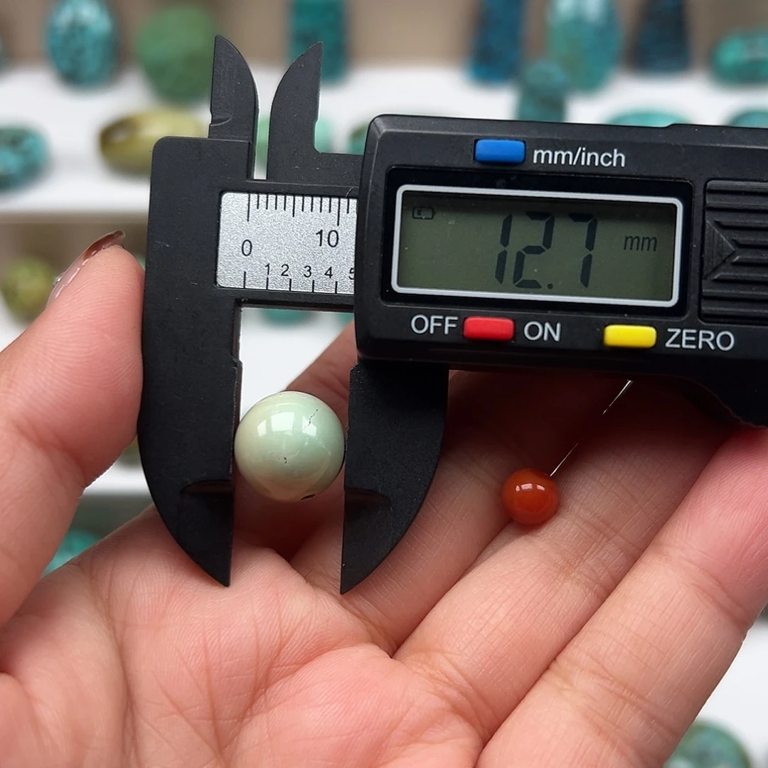 南红玛瑙未镶嵌珠宝奇石