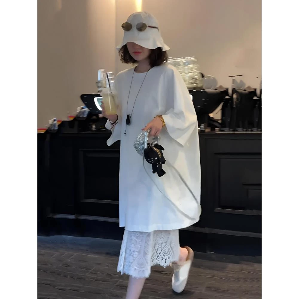 高级感白色圆领短袖t恤连衣裙女2025新款夏季宽松设计感蕾丝长裙