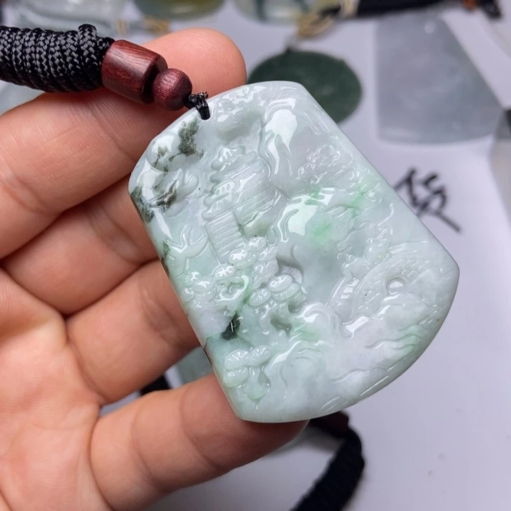 翡翠未镶嵌颈饰翡翠