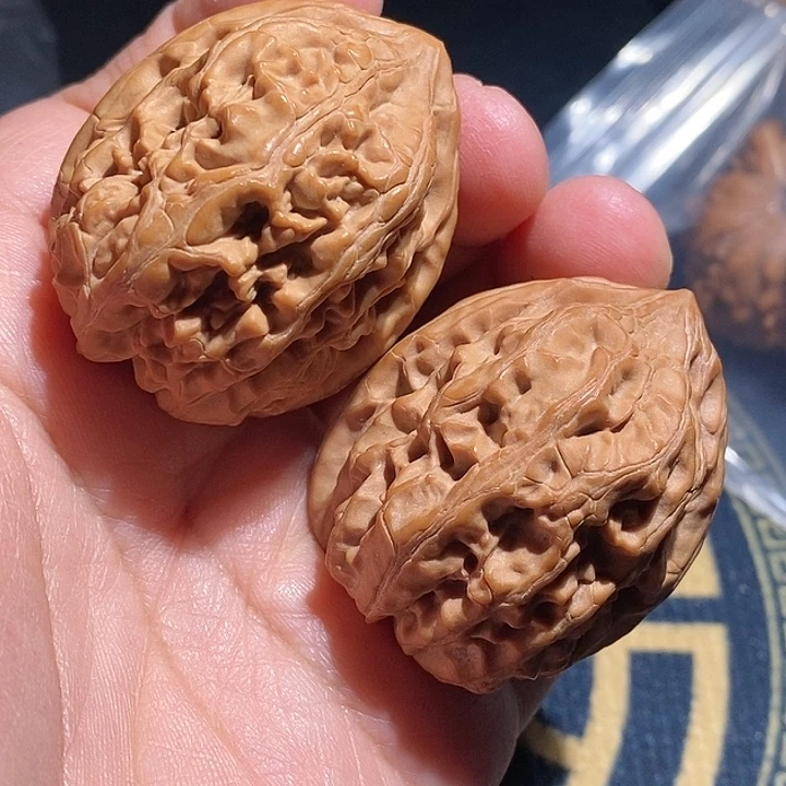 【闪购商品】文玩核桃吊坠用****6平谷火苗