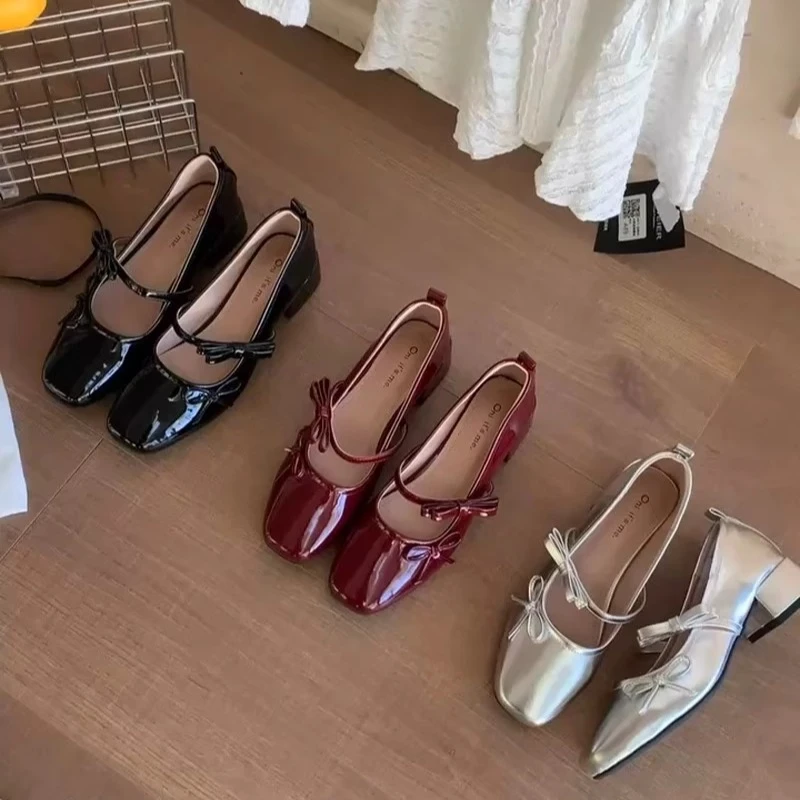 美猫汇真皮底玛丽珍鞋女鞋2025秋季新款红色婚鞋蝴蝶结一字带单鞋