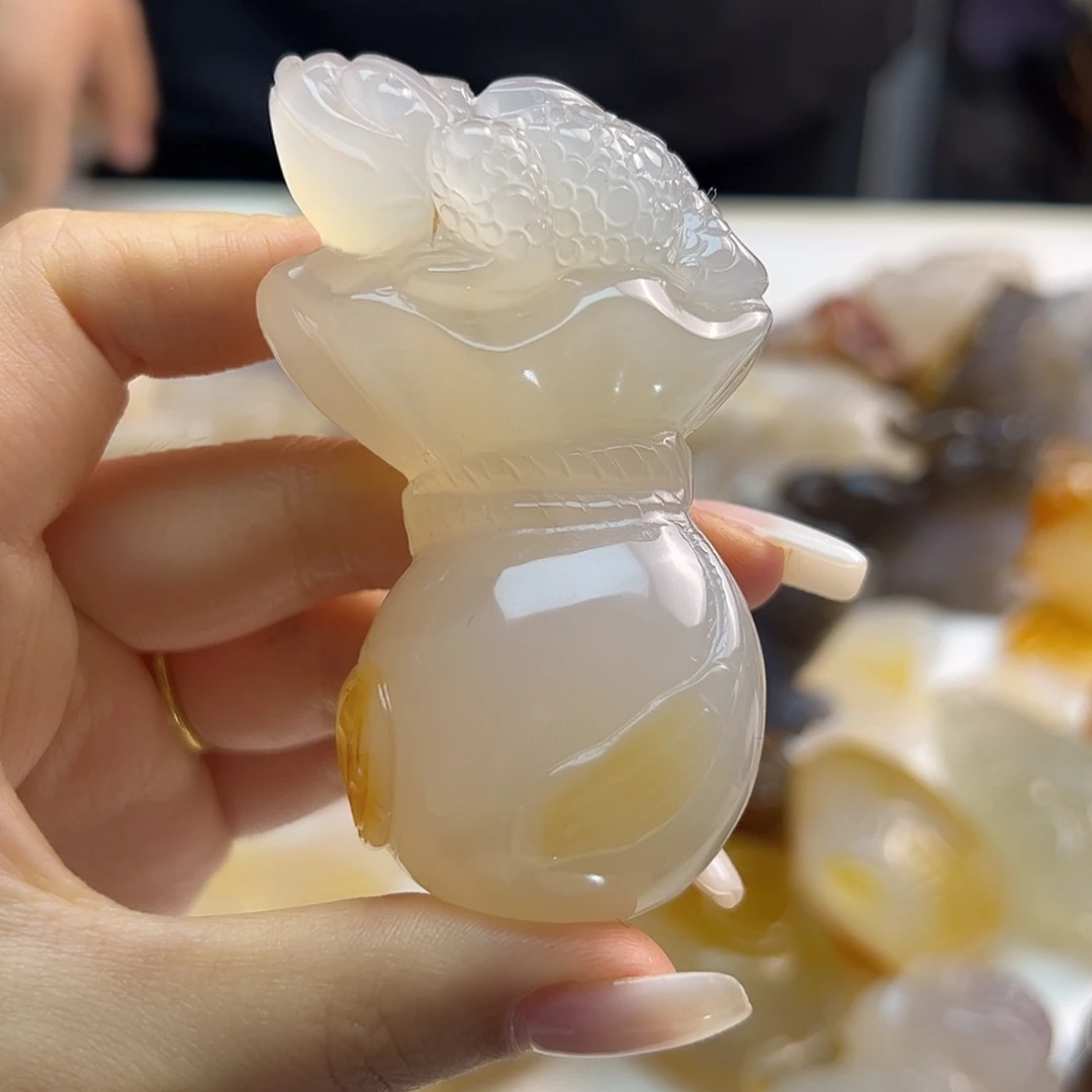 玛瑙/玉髓未镶嵌颈饰