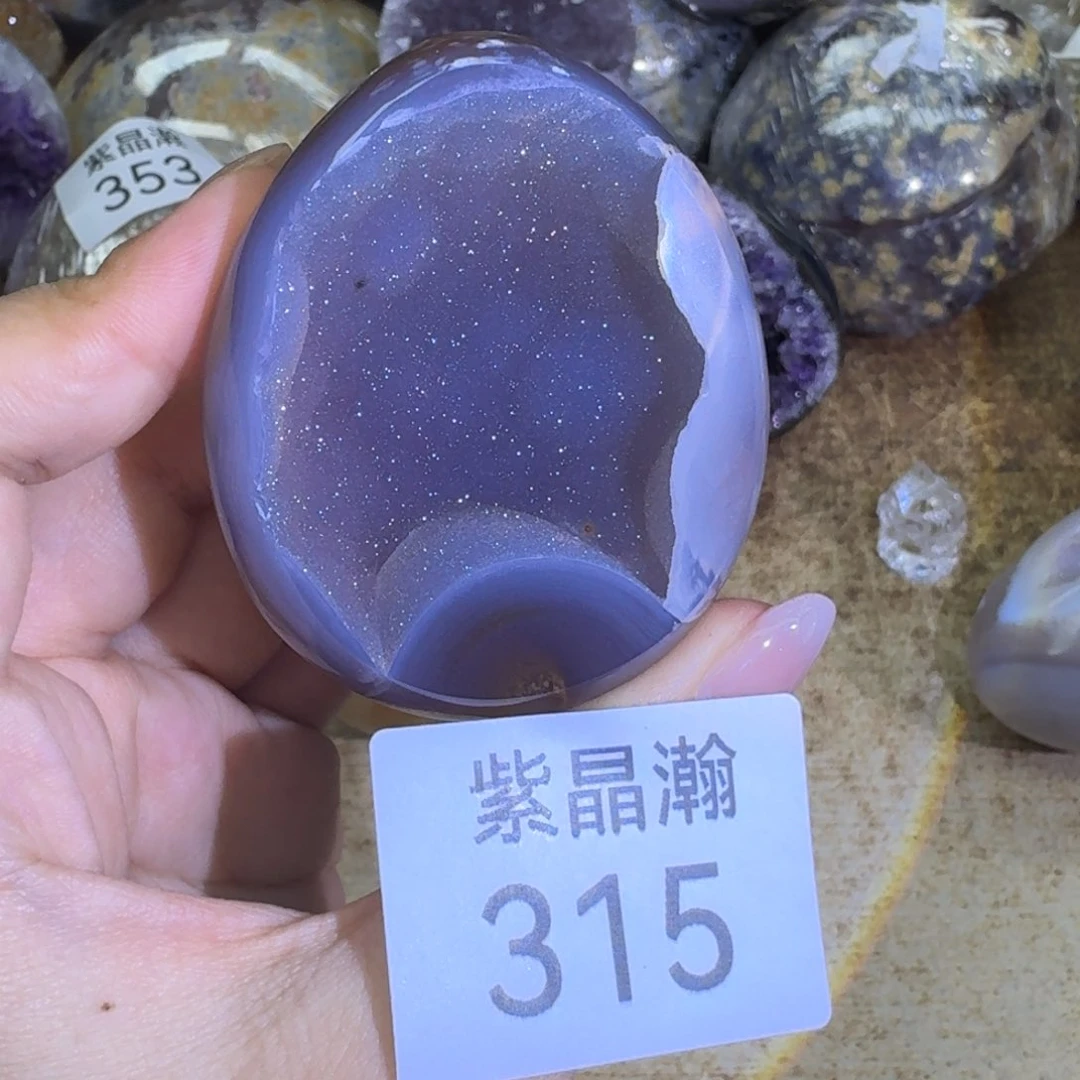 未镶嵌水晶大型摆件（非配饰）