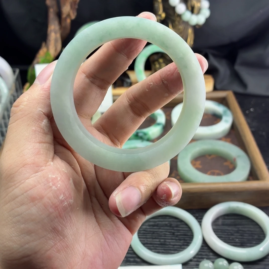 定制翡翠未镶嵌翡翠A货毛胚手镯定制