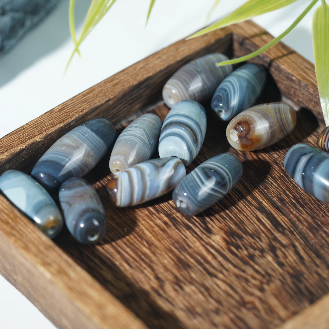 缠丝玛瑙珠（多样性发货，发其一）约12*22mm约5g+MG1206-99