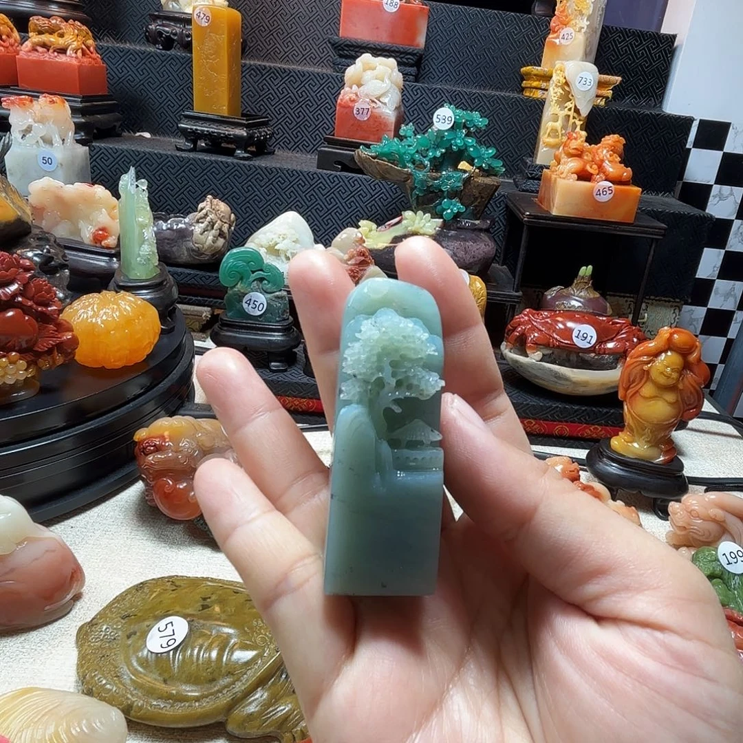 寿山石印石天青迎客松