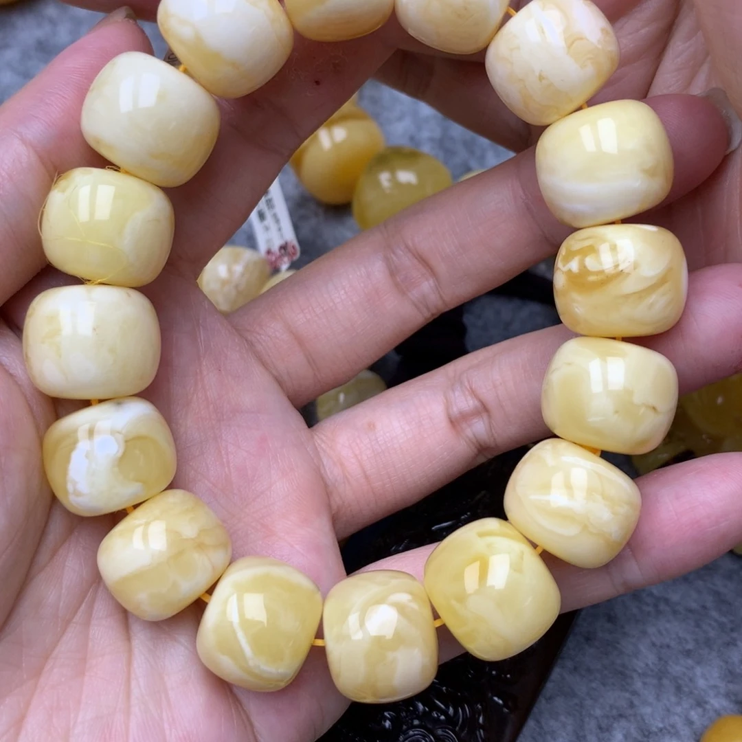 琥珀未镶嵌珠宝奇石5