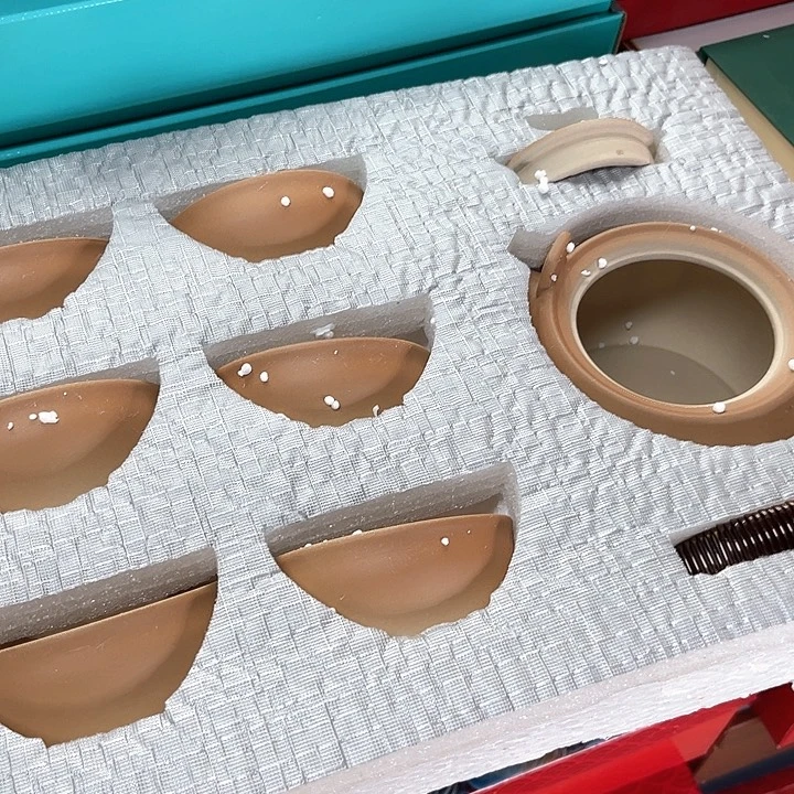 孤品茶具套装等。