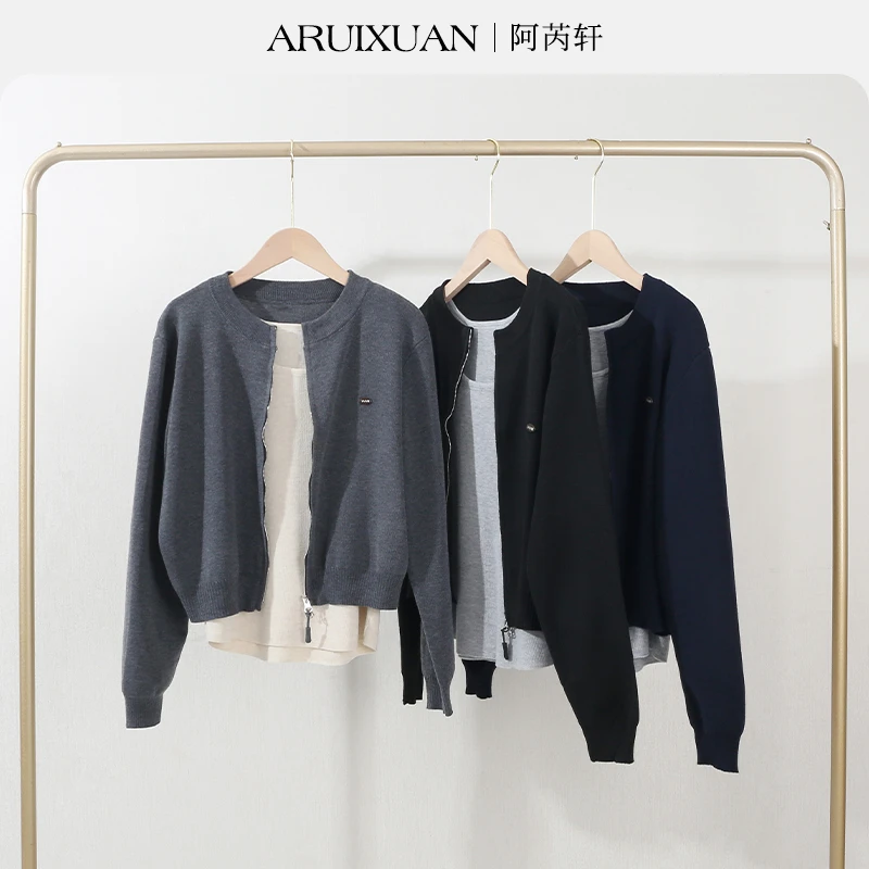 阿芮轩秋季女款拉链长袖针织衫真两件套设计通勤显瘦毛衣长袖外套