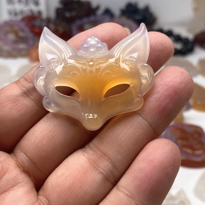 玛瑙/玉髓颈饰未镶嵌