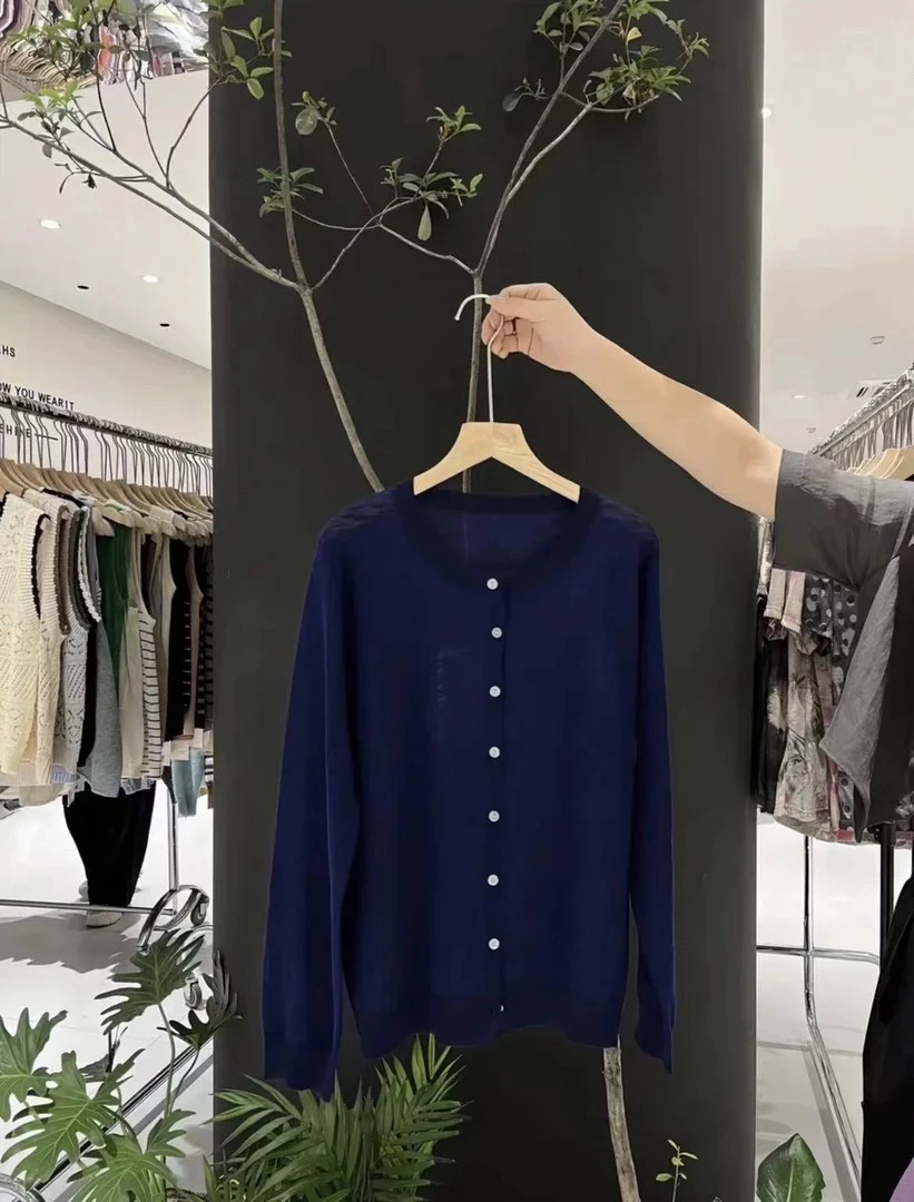 高端墨绿色针织开衫女早春新款圆领百搭